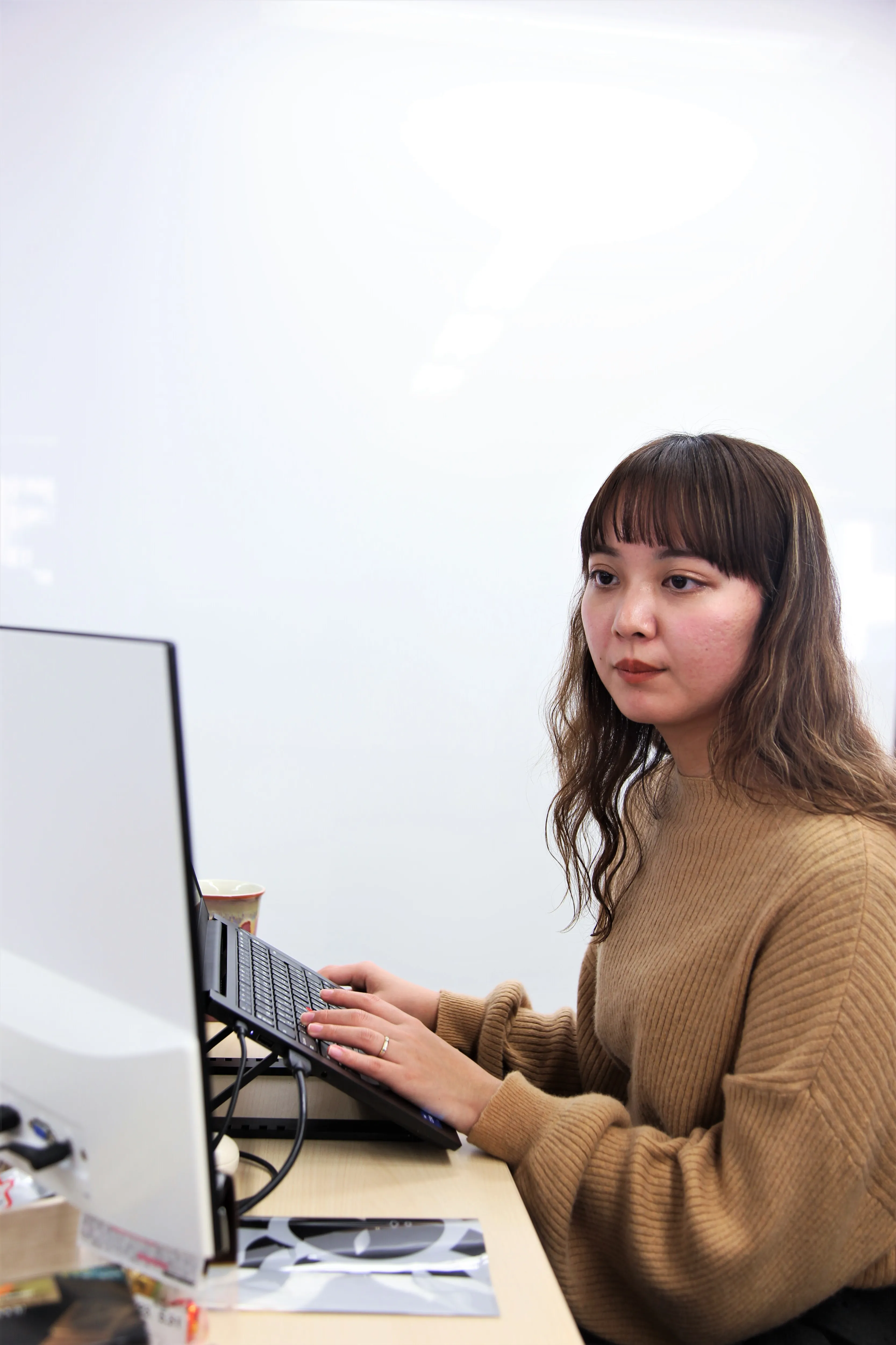 採用４
